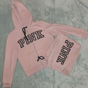 PINK mauve Sweatpant Outfit